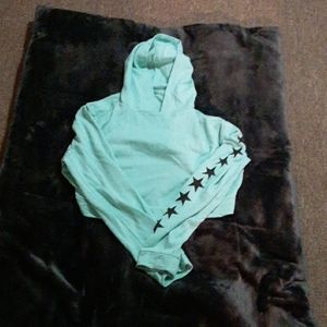 Long sleeve cropped hoddie